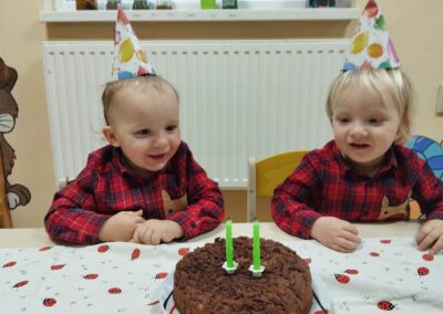 Dvojičky Teo a Tom oslavili dva roky